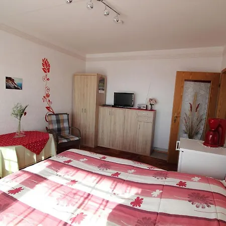 Ferienzimmer Schnell